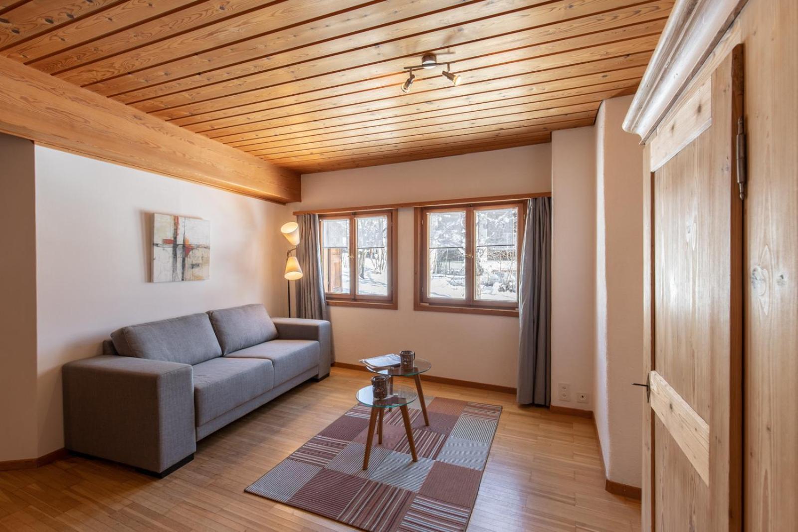 Chasa Curasch Scuol Exterior foto