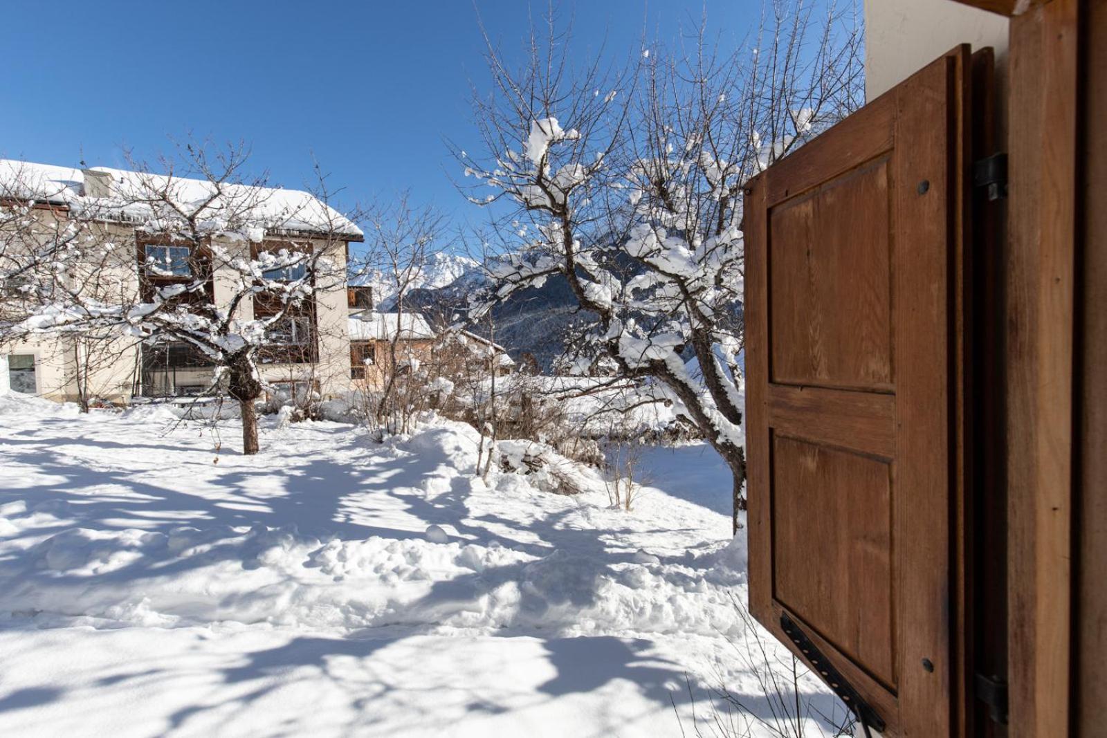 Chasa Curasch Scuol Exterior foto