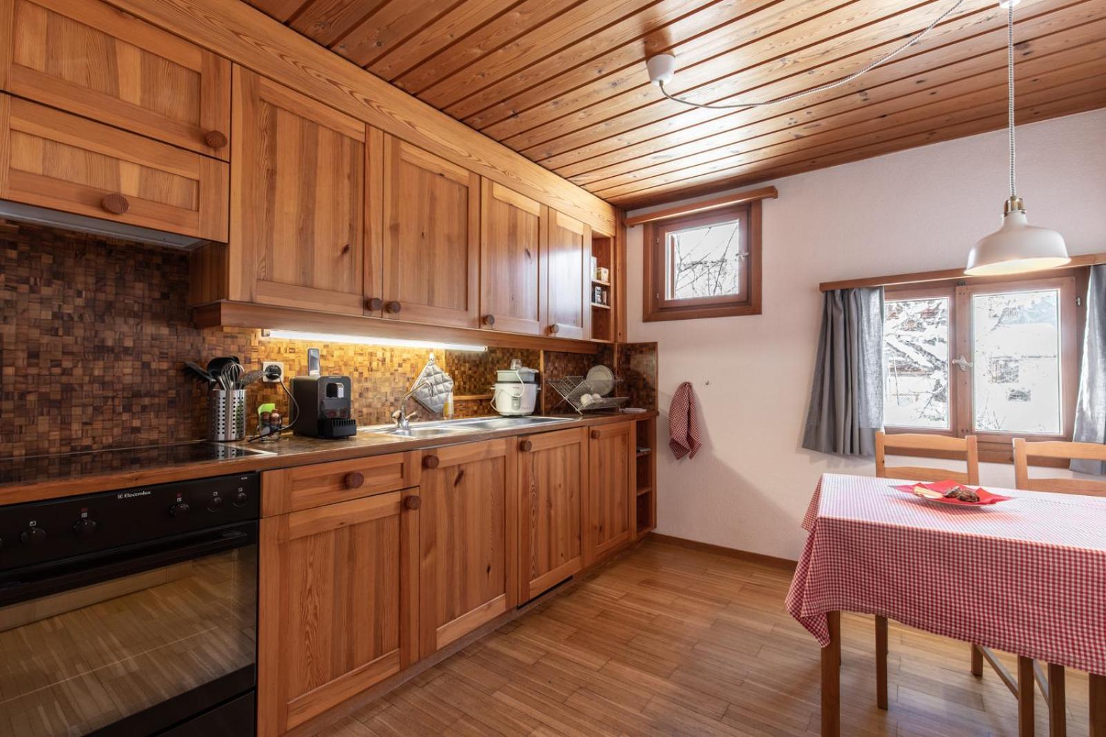 Chasa Curasch Scuol Exterior foto